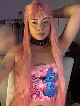 Snapshot of GrlAlice chatting on 10-18-25, 02:13 GrlAlice online show from 10-18-25, 02:13