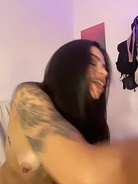 Snapshot of GrlAlice chatting on 01-04-25, 03:18 GrlAlice online show from 01-04-25, 03:18