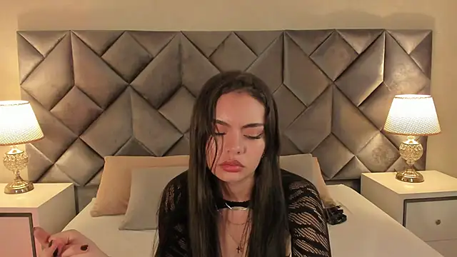 Luisa0110 online show from 09-12-25, 07:24