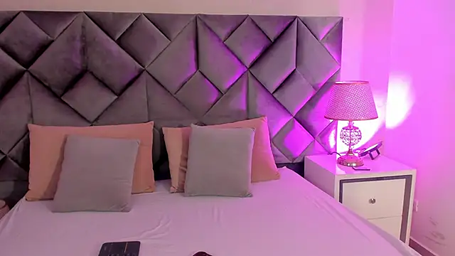 Luisa0110 online show from 09-27-25, 06:58