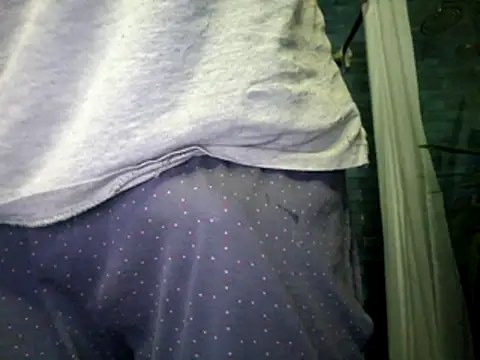 Snapshot of stavroun chatting on 04-30-26, 12:17 stavroun online show from 04-30-26, 12:17