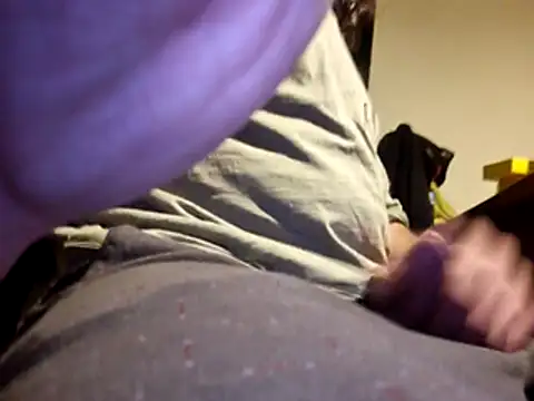 Snapshot of stavroun chatting on 12-23-25, 04:12 stavroun online show from 12-23-25, 04:12