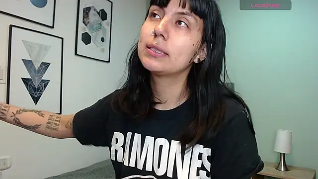 amy adams1 online show from 04-21-26, 04:52