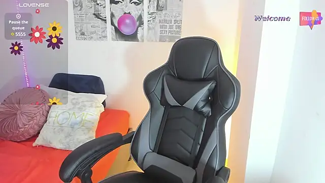 Snapshot of MEGANTARLY09 chatting on 01-23-25, 10:54 MEGANTARLY09 online show from 01-23-25, 10:54