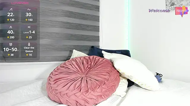 Snapshot of MEGANTARLY09 chatting on 03-14-25, 03:04 MEGANTARLY09 online show from 03-14-25, 03:04