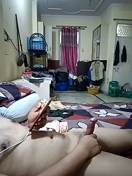 Snapshot of Spgaarya chatting on 09-22-25, 01:33 Spgaarya online show from 09-22-25, 01:33