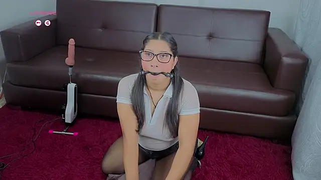 Mariana Lu online show from 11-02-25, 03:00