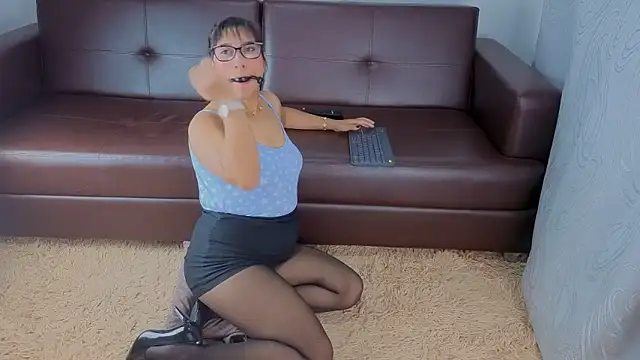 Mariana Lu online show from 04-14-26, 02:38