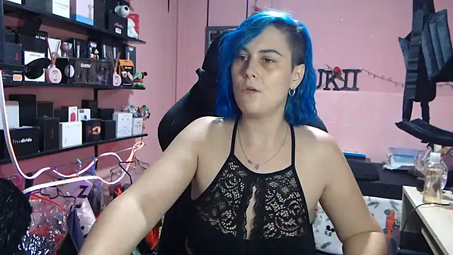 sukii93 online show from 05-26-26, 07:56