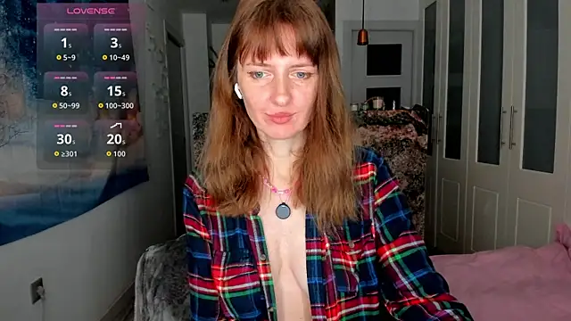 YourSexyNeighbour online show from 01-08-26, 07:58