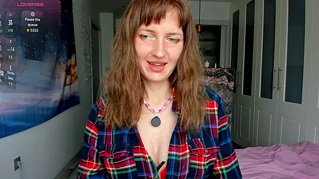 YourSexyNeighbour online show from 12-19-25, 01:35