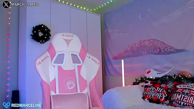 Snapshot of meowceline chatting on 12-14-24, 07:51 meowceline online show from 12-14-24, 07:51