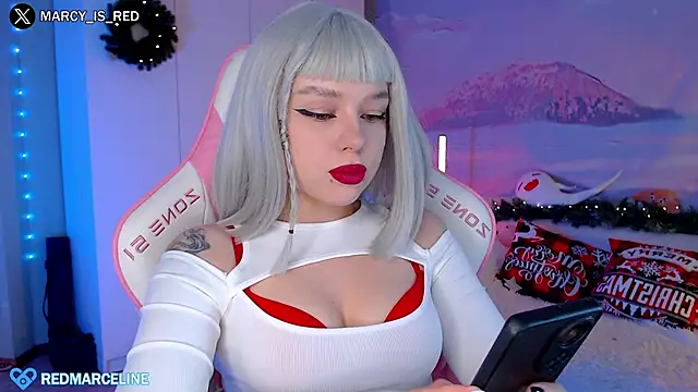 Snapshot of meowceline chatting on 12-18-24, 03:33 meowceline online show from 12-18-24, 03:33