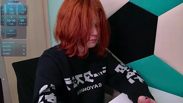 ZaynGraham online show from 12-15-24, 06:04