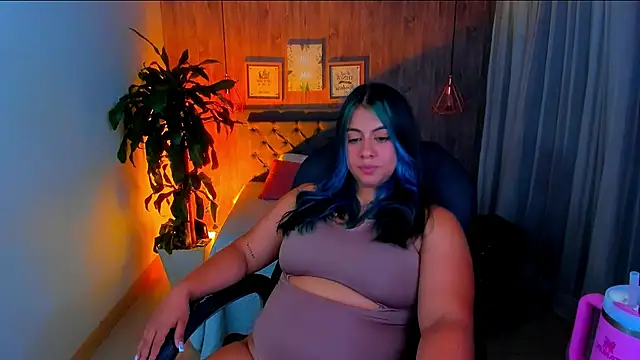 Snapshot of Xisu_ chatting on 01-30-25, 09:36 Xisu online show from 01-30-25, 09:36