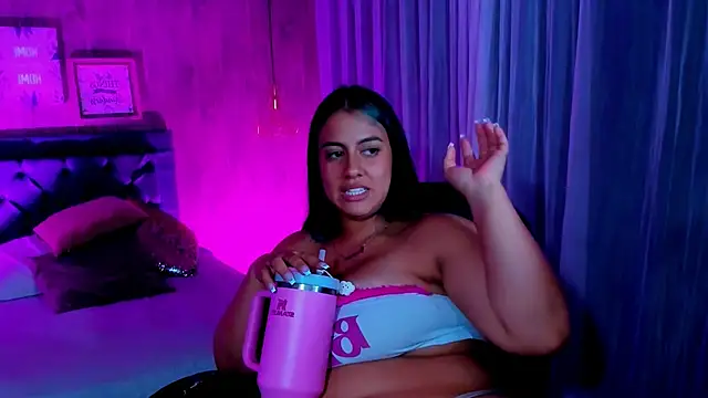 Snapshot of Xisu_ chatting on 01-31-25, 10:10 Xisu online show from 01-31-25, 10:10