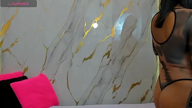 AmyBarton02 online show from 04-21-26, 06:36