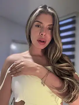 AmmyCollinsW online show from 03-08-25, 10:45