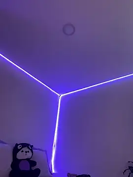 AmmyCollinsW online show from 02-19-26, 09:01