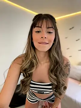 AmmyCollinsW online show from 11-09-25, 08:13