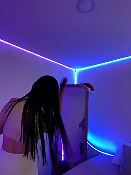 AmmyCollinsW online show from 12-03-25, 08:52