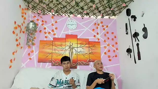 Snapshot of Fresahot2005 chatting on 03-10-25, 07:50 Fresahot2005 online show from 03-10-25, 07:50