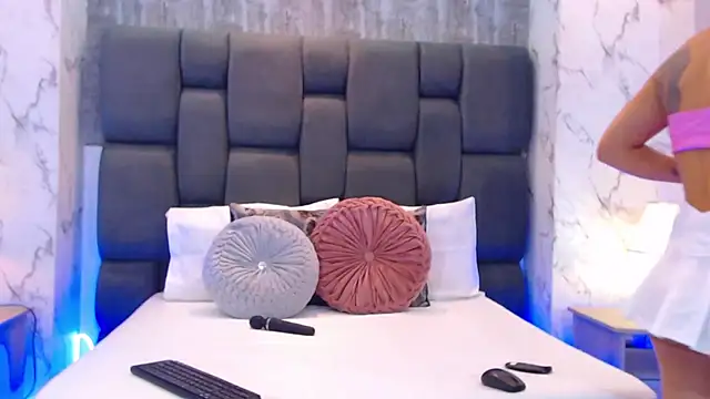 SophieWolkman online show from 11-13-25, 12:09