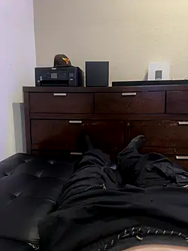 alanrguzoso012 online show from 11-27-25, 02:39