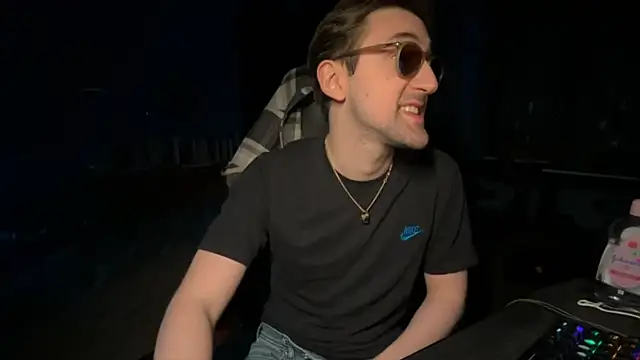 Stefisexy91 online show from 11-11-25, 09:09