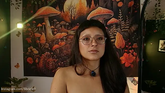 6Briela9  online show from 03-06-26, 07:09