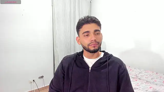 Snapshot of Dante_Damare chatting on 02-28-25, 05:15 Dante Damare online show from 02-28-25, 05:15