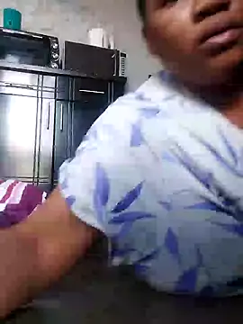 Snapshot of Bustyslave48 chatting on 12-03-24, 01:17 Bustyslave48 online show from 12-03-24, 01:17