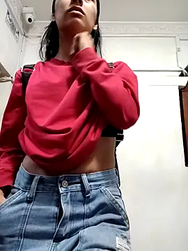 NicoleEsposito online show from 04-23-26, 12:40