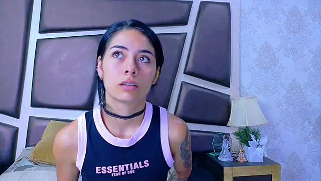 NicoleEsposito online show from 06-03-26, 01:01
