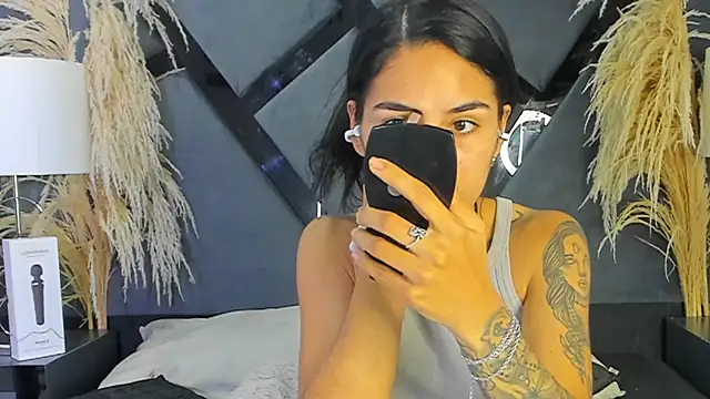 NicoleEsposito online show from 02-24-26, 12:00