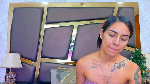 NicoleEsposito online show from 12-17-25, 12:54