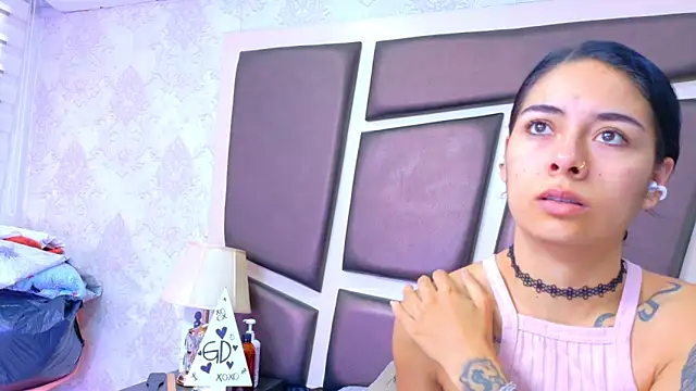 NicoleEsposito online show from 05-14-26, 01:19