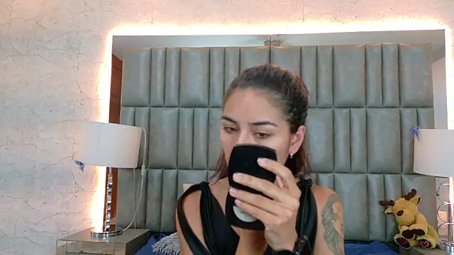 NicoleEsposito online show from 01-16-26, 12:42