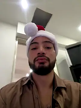 Snapshot of _tony8 chatting on 12-15-25, 03:40 tony8 online show from 12-15-25, 03:40