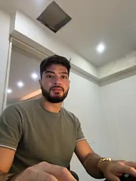 Snapshot of _tony8 chatting on 11-20-25, 12:06 tony8 online show from 11-20-25, 12:06