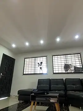 Snapshot of _tony8 chatting on 10-31-25, 06:04 tony8 online show from 10-31-25, 06:04