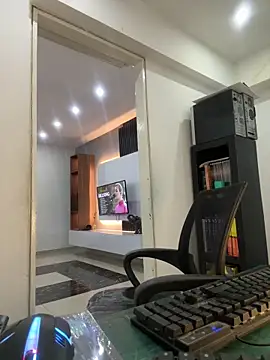 Snapshot of _tony8 chatting on 11-27-25, 03:23 tony8 online show from 11-27-25, 03:23