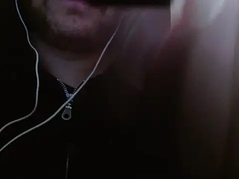 camiloking1720 online show from 10-10-25, 09:32