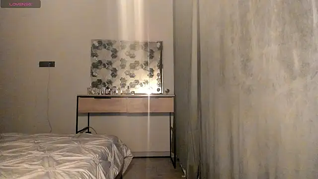 Selena Rase online show from 12-21-25, 01:19