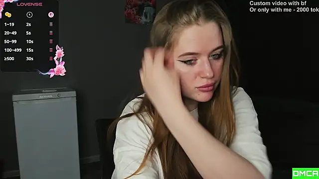 Pinku kitsune online show from 02-06-26, 05:25