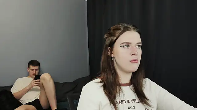 Pinku kitsune online show from 02-11-25, 06:08