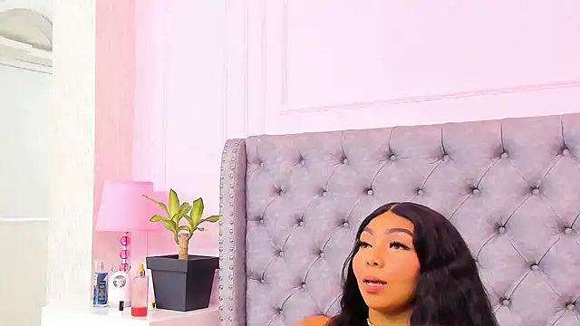 HaileeRoberts online show from 01-13-26, 12:20