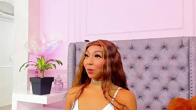 Snapshot of HaileeRoberts chatting on 03-27-26, 12:17 HaileeRoberts online show from 03-27-26, 12:17