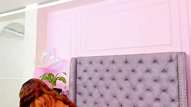 Snapshot of HaileeRoberts chatting on 04-08-26, 12:28 HaileeRoberts online show from 04-08-26, 12:28