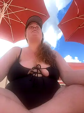 Sierra bbyx online show from 10-21-25, 05:01